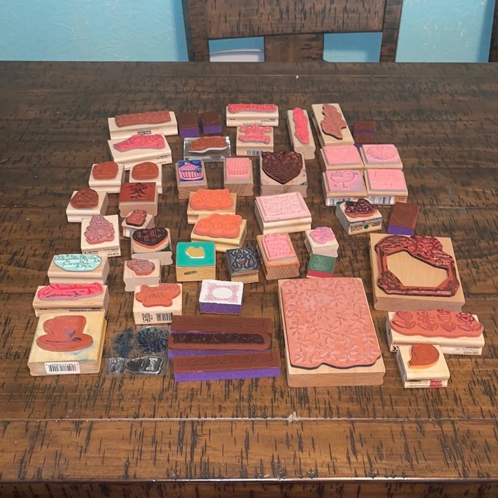 48 Rubber Stamps: Various Themes, Sayings & Florals